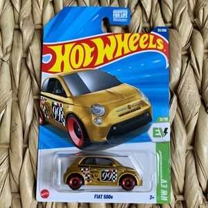 Gold Fiat 500e HW EV Golden Car Hot Wheels Hotwheels Electric Vehicle New 2025